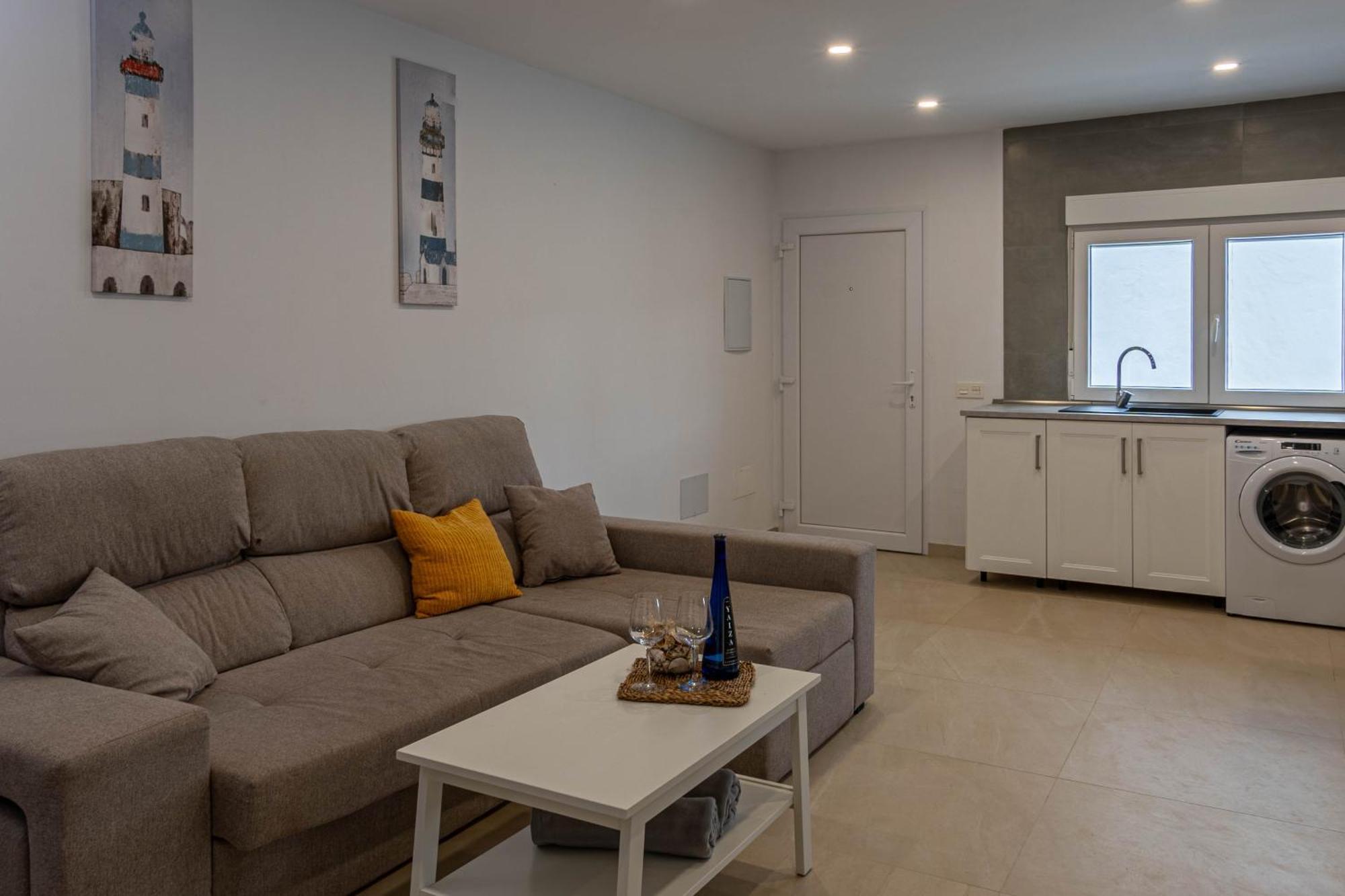 Kiposhi Beach Apartments Punta Mujeres Haria Exterior photo